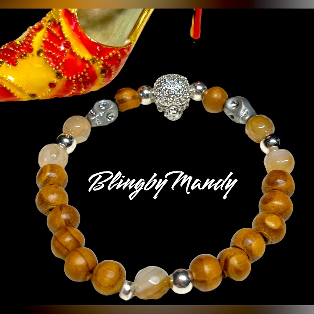 Men’s stretch natural stone and skull bracelet